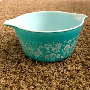 Vintage Pyrex. 473. 1qt. Amish blueprint
